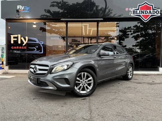 MERCEDES-BENZ GLA 200 1.6 CGI ADVANCE 16V TURBO FLEX 4P AUTOMÁTICO MERCEDES-BENZ GLA 200 1.6 CGI ADVANCE 16V TURBO FLEX 4P AUTOMÁTICO